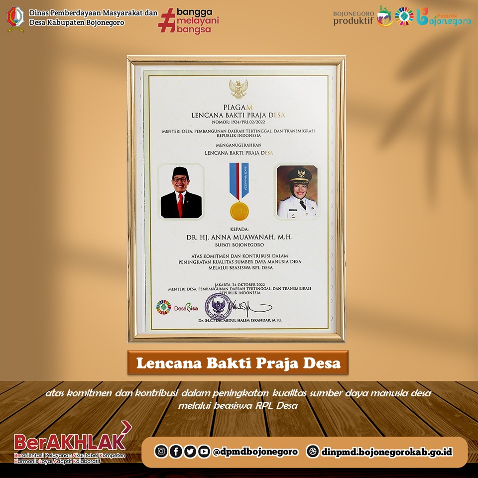 Apresiasi Peningkatan SDM Desa Melalui Program RPL Desa, Bupati Anna Terima Lencana Bakti Praja Desa
