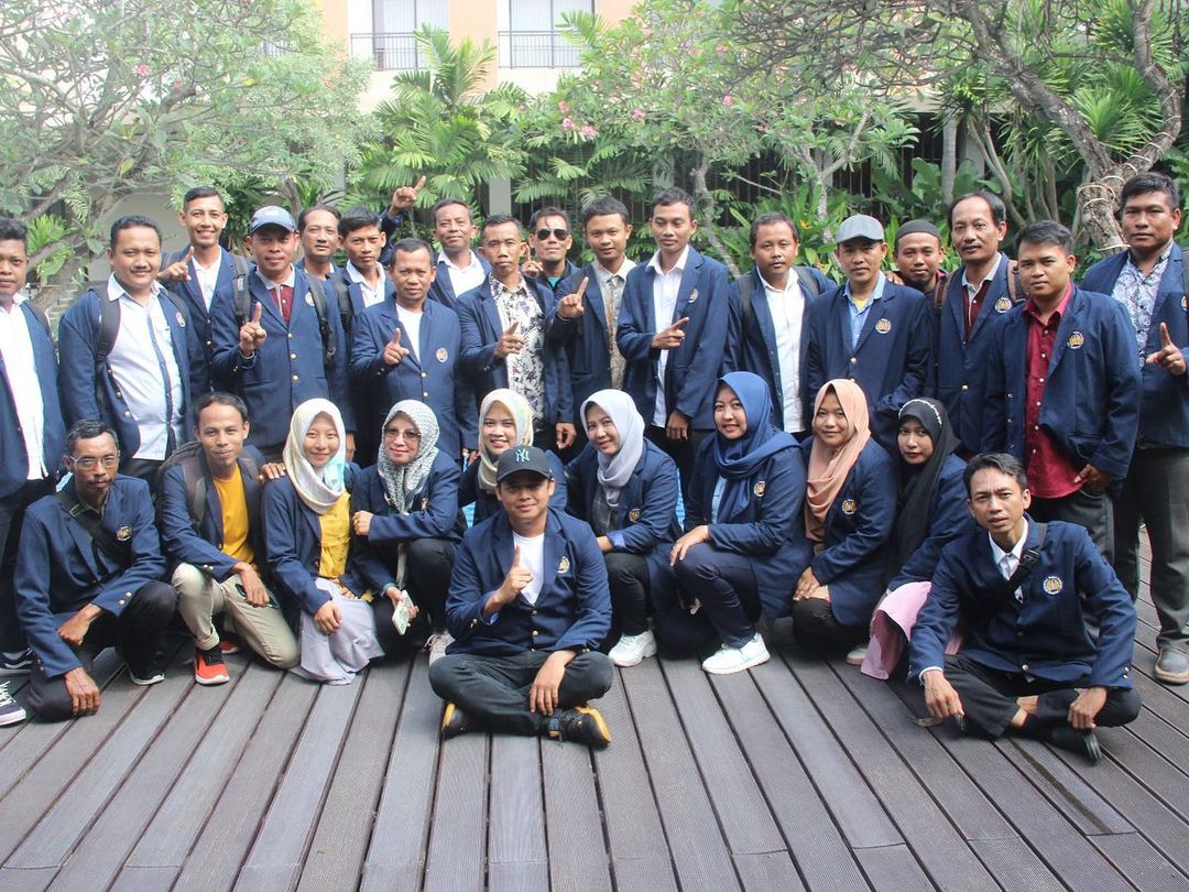 SENYUM SEMANGAT MAHASISWA RPL DESA DI UNY