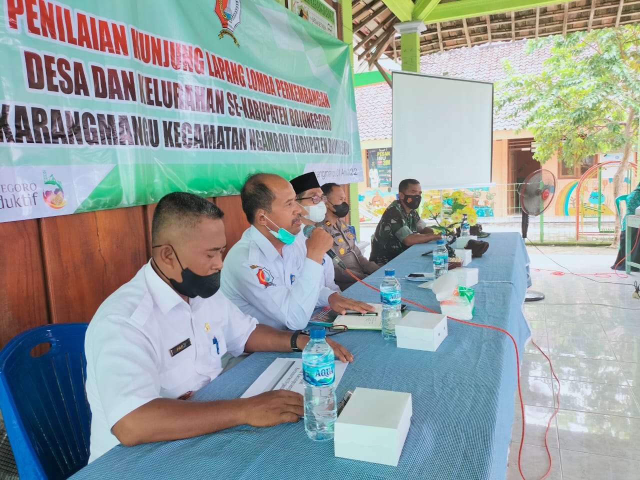 Penilaian Lapang Lomba Desa dan 10 Program Pokok PKK di Desa Karangmangu Kecamatan Ngambon