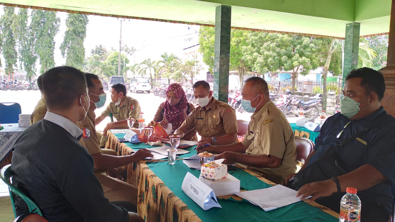 Penilaian Lapang Lomba Desa dan 10 Program Pokok PKK di Desa Woro Kecamatan Kepohbaru